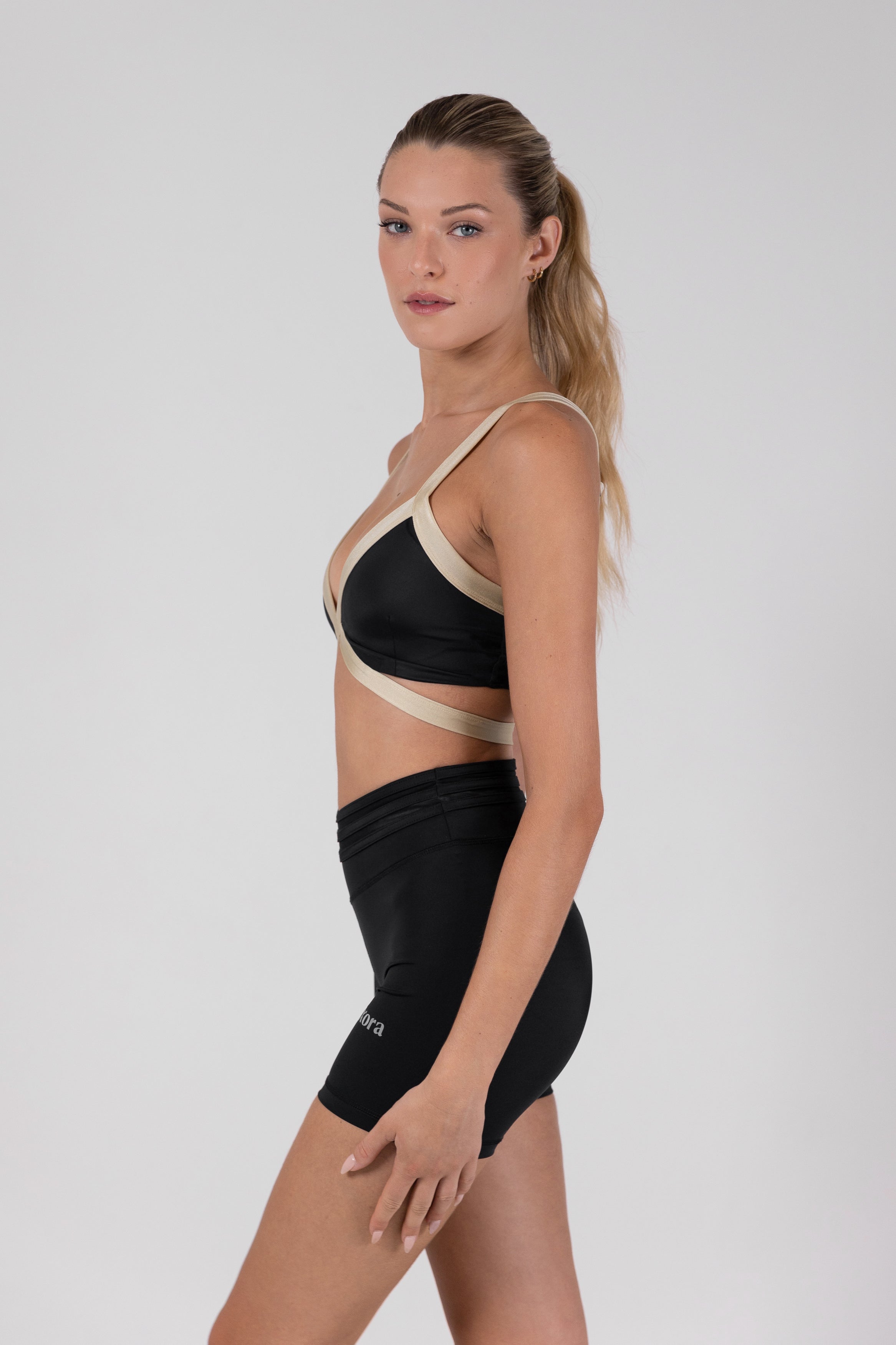 Бра StrapSculpt